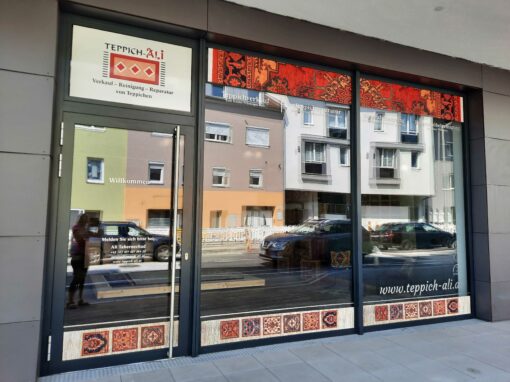 Teppich Ali: Beklebung